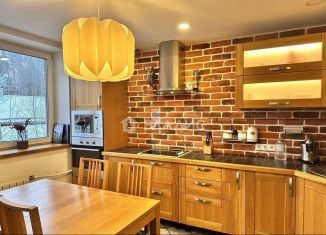 Продам 2-комнатную квартиру, 86.1 м2, деревня Юкки, Тенистая улица, 9