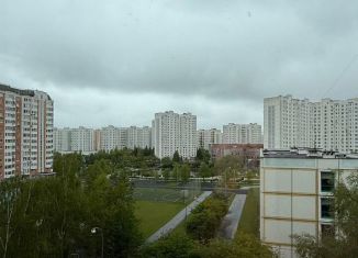 Сдаю в аренду трехкомнатную квартиру, 80 м2, Москва, аллея Витте, 2, ЮЗАО