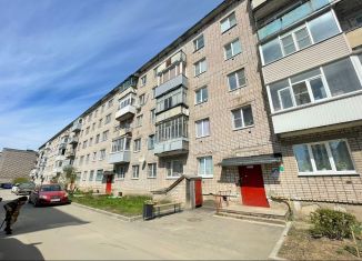 Трехкомнатная квартира на продажу, 59.3 м2, Сокол, Советская улица, 51