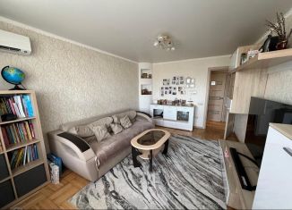 Продаю 2-ком. квартиру, 50 м2, Краснодар, Красная улица, 153, Западный округ