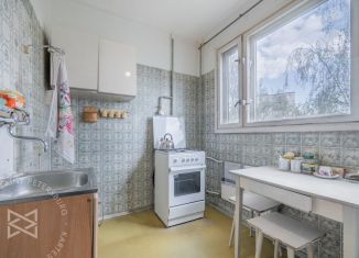 Продам 3-ком. квартиру, 63.3 м2, Санкт-Петербург, улица Ивана Фомина, 7к1, Выборгский район