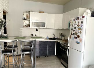 Продается 2-комнатная квартира, 38.1 м2, рабочий поселок Маркова, микрорайон Берёзовый, 151