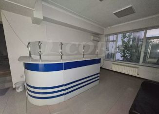 Сдаю в аренду офис, 800 м2, Махачкала, улица Павлова, 48, Советский внутригородской район