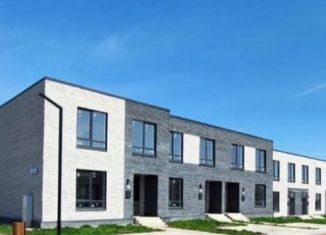 Продаю таунхаус, 120 м2, деревня Куюки, улица 30-й Квартал