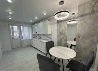 Продаю однокомнатную квартиру, 36 м2, Моздок, улица Аслана Лалиева, 8