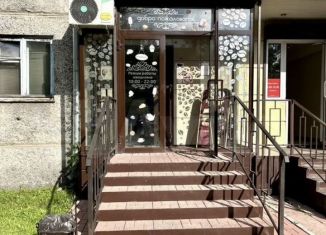 Сдаю торговую площадь, 50 м2, Белово, Советская улица, 37