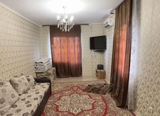 Сдам двухкомнатную квартиру, 62 м2, Астраханская область, улица Ноздрина, 60