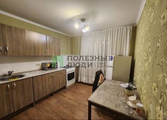 Сдам 1-ком. квартиру, 35 м2, Краснодар, проспект Чекистов, 31, Западный округ