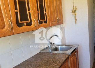 Продам 2-ком. квартиру, 43.9 м2, Новосибирск, Чемская улица, 10