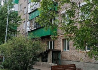 Трехкомнатная квартира на продажу, 59 м2, Заинск, улица Ленина, 1А