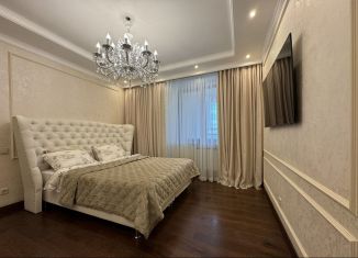 Сдам трехкомнатную квартиру, 116 м2, Республика Башкортостан, улица Гоголя, 78