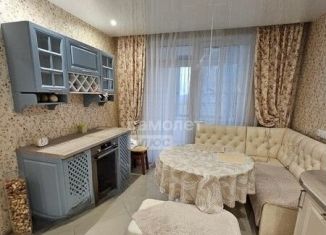 Сдаю 1-комнатную квартиру, 34.8 м2, Екатеринбург, улица Краснолесья, 10, метро Чкаловская