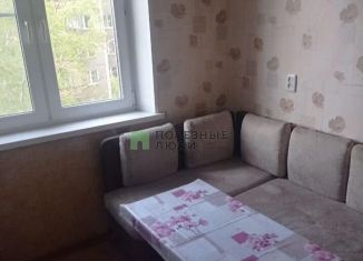Сдам в аренду 2-комнатную квартиру, 54 м2, Челябинск, улица Марченко, 13Б