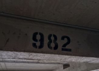 Сдается машиноместо, 13 м2, Краснодар, улица имени Героя Георгия Бочарникова, 16