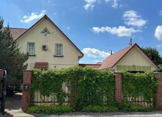 Дом на продажу, 200 м2, Калининградская область, улица Академика Сахарова, 10