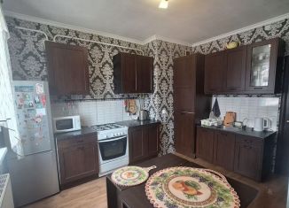 Продается 2-ком. квартира, 54.1 м2, деревня Куюки, 12-й квартал, 3