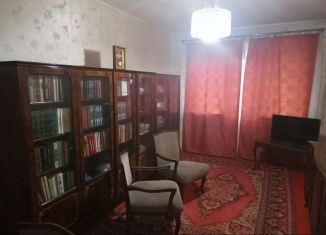 Сдается трехкомнатная квартира, 65 м2, Челябинск, Комсомольский проспект, 42