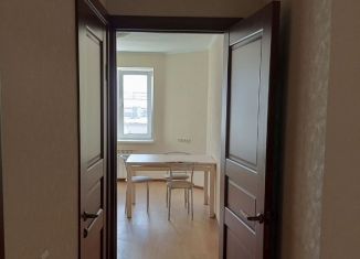 Продаю 2-ком. квартиру, 59 м2, Саратов, Усть-Курдюмская улица, 4