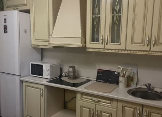 Сдаю в аренду 1-комнатную квартиру, 44 м2, Москва, 6-я Радиальная улица, 3к10, ЮАО