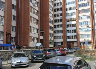 Продаю 2-ком. квартиру, 61.3 м2, Иркутск, Сибирская улица