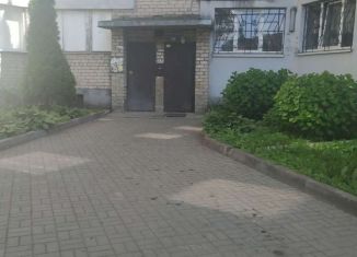 2-комнатная квартира в аренду, 60 м2, Черняховск, Комсомольская улица, 14