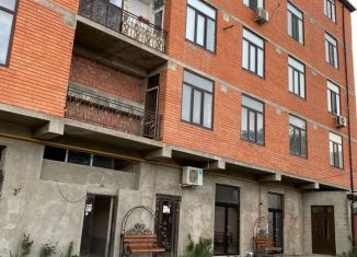 Продажа 2-комнатной квартиры, 90 м2, село Карабудахкент, проспект Буйнакского, 1