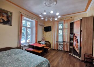 Двухкомнатная квартира в аренду, 46 м2, Крым, Заречная улица, 10