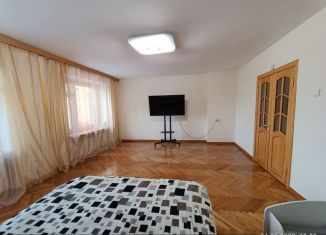Продается пятикомнатная квартира, 175 м2, Иркутск, улица Поленова, 37