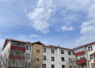 Продается 2-комнатная квартира, 55 м2, Андреаполь, улица Авиаторов, 9