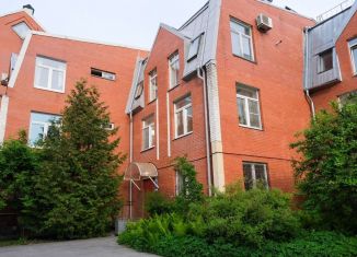 Сдаю в аренду 3-ком. квартиру, 105.4 м2, Санкт-Петербург, Новосельковская улица, 23, метро Озерки