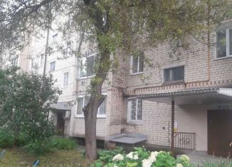 Продам трехкомнатную квартиру, 61.7 м2, Новоалександровск, переулок Пугач, 11