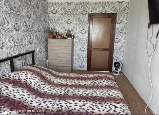 Продаю 3-комнатную квартиру, 71 м2, Гулькевичи, улица Короткова, 201