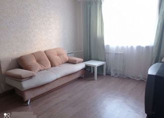 Сдается в аренду однокомнатная квартира, 36 м2, Тольятти, проспект Степана Разина, 32, Автозаводский район