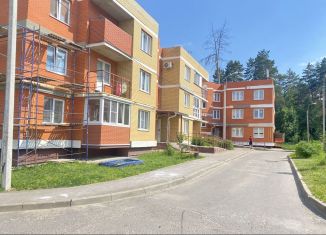 Продается 2-комнатная квартира, 46 м2, Боровск, улица Некрасова, 15Б