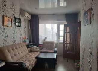 3-комнатная квартира на продажу, 42.8 м2, поселок городского типа Черноморский, Юбилейная улица, 127