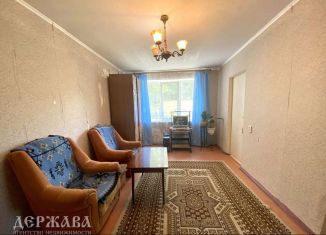 Продаю 4-комнатную квартиру, 63 м2, Белгородская область, микрорайон Парковый, 14