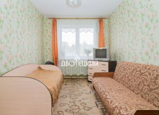 Продается двухкомнатная квартира, 50.5 м2, деревня Малиновка, Советская улица, 3