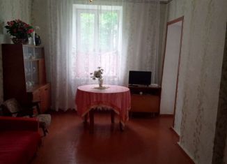 3-комнатная квартира на продажу, 63 м2, поселок Венцы, Советская улица, 12