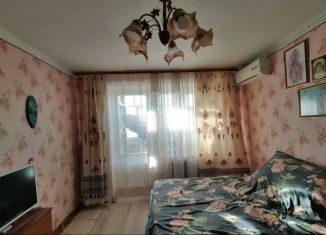 Продается 2-комнатная квартира, 43.8 м2, Старый Оскол, Комсомольский проспект, 33