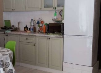 Продается гараж, 30 м2, поселок городского типа Новомихайловский, Октябрьский переулок, 19