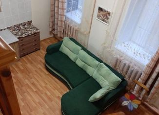 Продам комнату, 30 м2, Кронштадт, улица Зосимова, 11