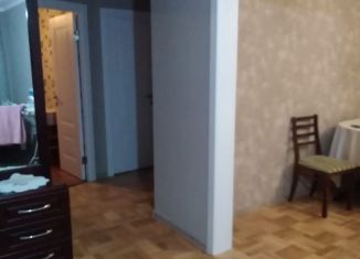 Трехкомнатная квартира на продажу, 70 м2, Белореченск, Красная улица, 82