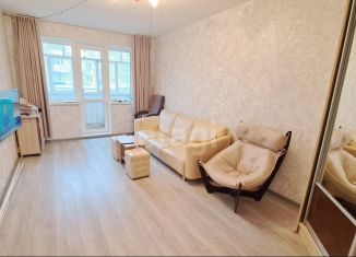 Продам 2-комнатную квартиру, 44.5 м2, Челябинская область, проспект имени Ю.А. Гагарина, 8-я линия, 3