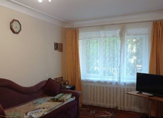 Сдаю в аренду однокомнатную квартиру, 32 м2, Новочеркасск, Баклановский проспект, 126