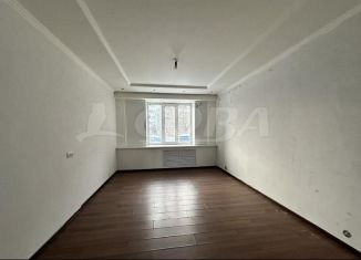 Продам 3-комнатную квартиру, 72 м2, Тюменская область, улица Малиновского, 8