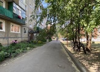 Продается двухкомнатная квартира, 43.8 м2, Котовск, улица Котовского, 10