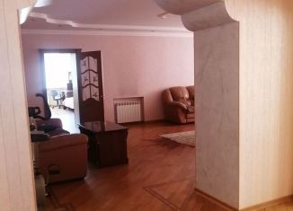 Сдача в аренду 3-комнатной квартиры, 150 м2, Самарская область, проспект Степана Разина, 84