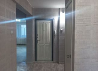 Продаю 2-комнатную квартиру, 50 м2, Иркутская область, микрорайон Строителей, 18