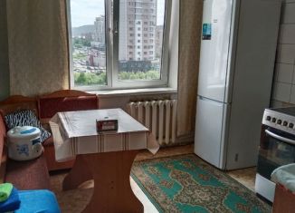 Сдается в аренду однокомнатная квартира, 35 м2, Новокузнецк, улица Белана