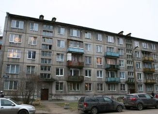 Сдам трехкомнатную квартиру, 65 м2, Калужская область, улица Ленина, 3
